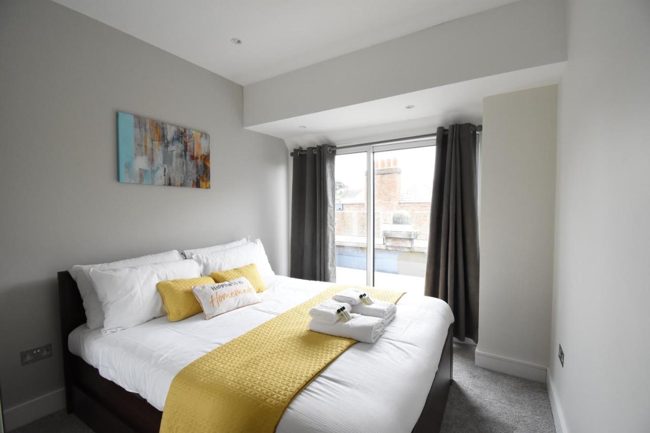 Northside Apartments Ealing London Exterior photo